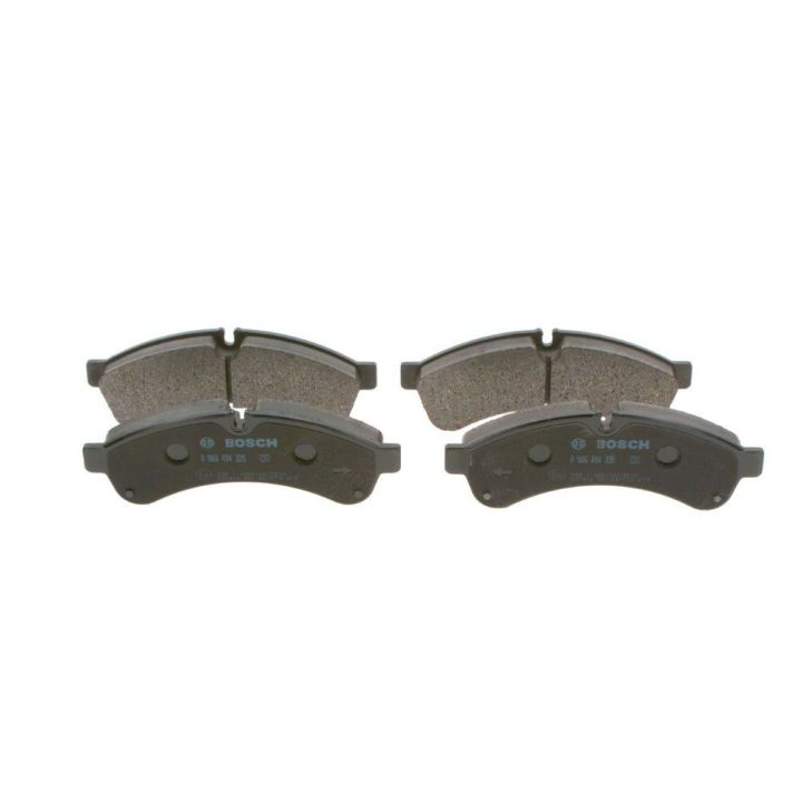 Arka Fren Balatası Iveco Daily III C35 C40C C50 C65 2.3D Modelleri İçin - BOSCH 0986494335