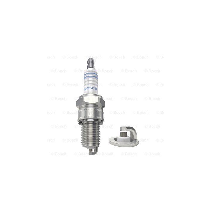 TIPO TEMPRA ŞAHİN DOĞAN SLX Renault R19 1.6 İçin Ateşleme Bujisi WR6DC - BOSCH 0242240592
